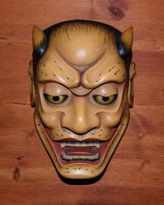 長澤重春作小面 能面教室新宿校-能面師 三代目長澤重春